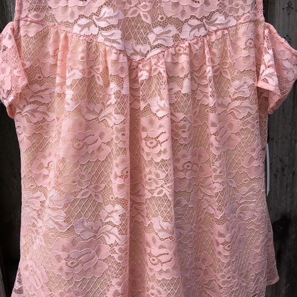 Lace Top🚨ONLY 2 LEFT 🚨 - Picture 3 of 3