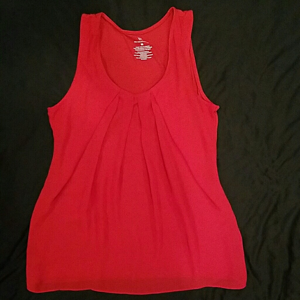 Mixed media flowy tank