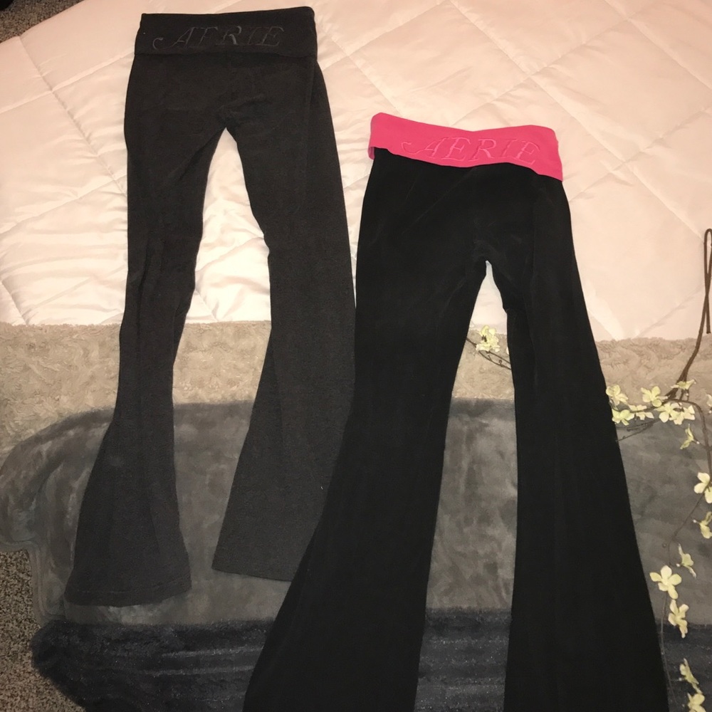 DONATED!!   2 PAIRS OF AERIE YOGA PANTS ✨