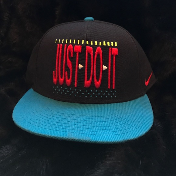 Nike Other - Nike SnapBack