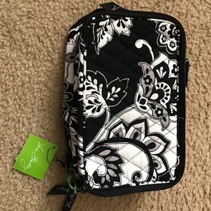 CLOSET CLOSING SOON!!! MAKE YOUR PURCHASE TODAY!