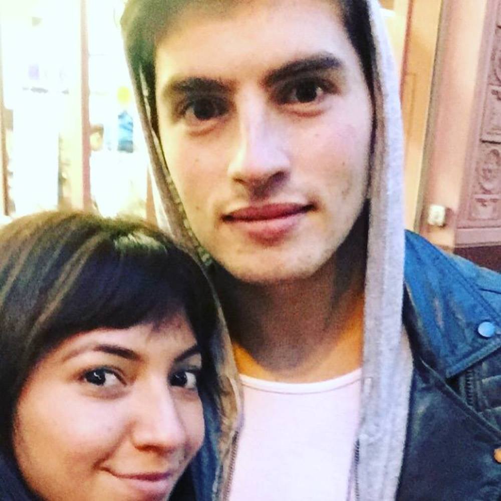 Meet your Posher, Amaris