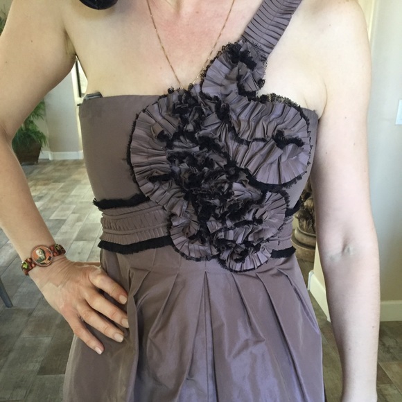 Runway Gal Dress - Picture 2 of 4