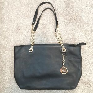 Micheal Kors Purse
