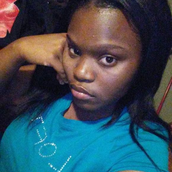 Meet your Posher, Aaliyah - Picture 1 of 1