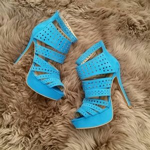 $$ Final price! Gorgeous "Just Fab" heels $$