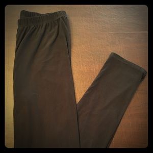 *VIV Collection Black Leggings