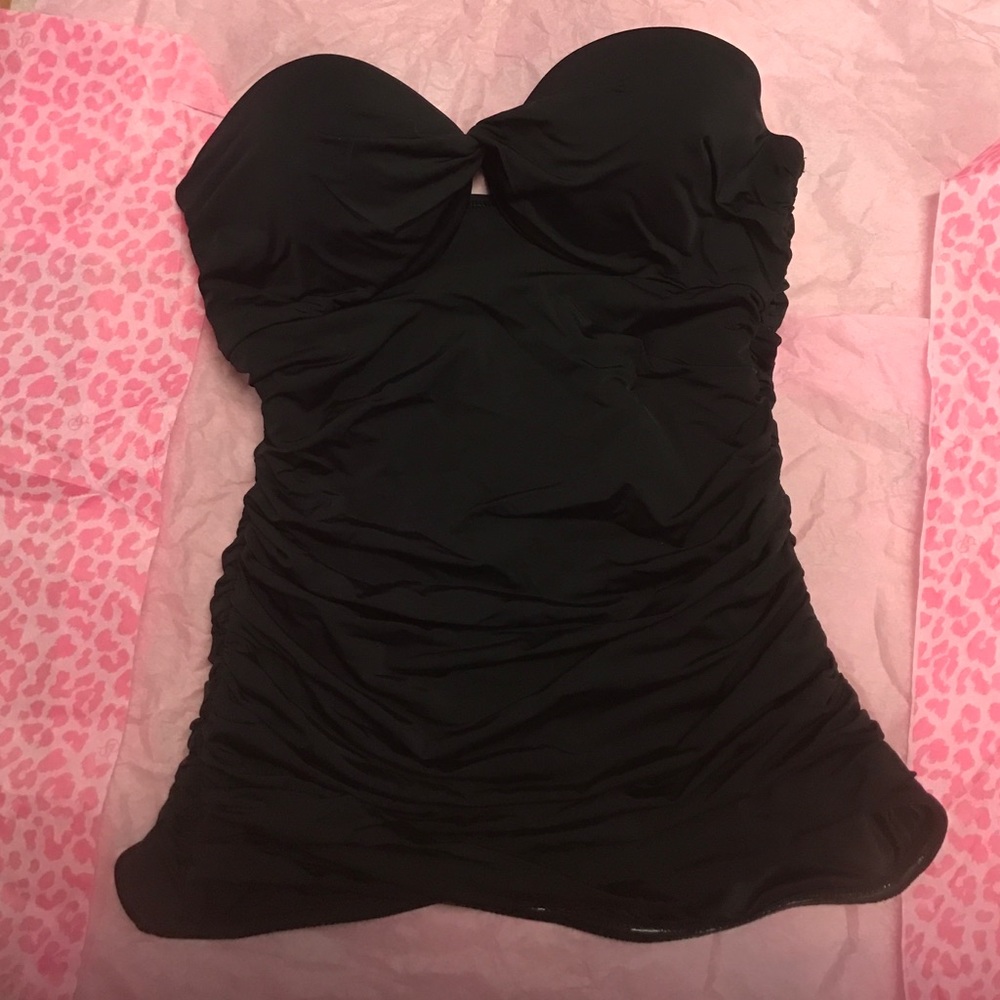 NWOT Victoria's Secret Tankini Top
