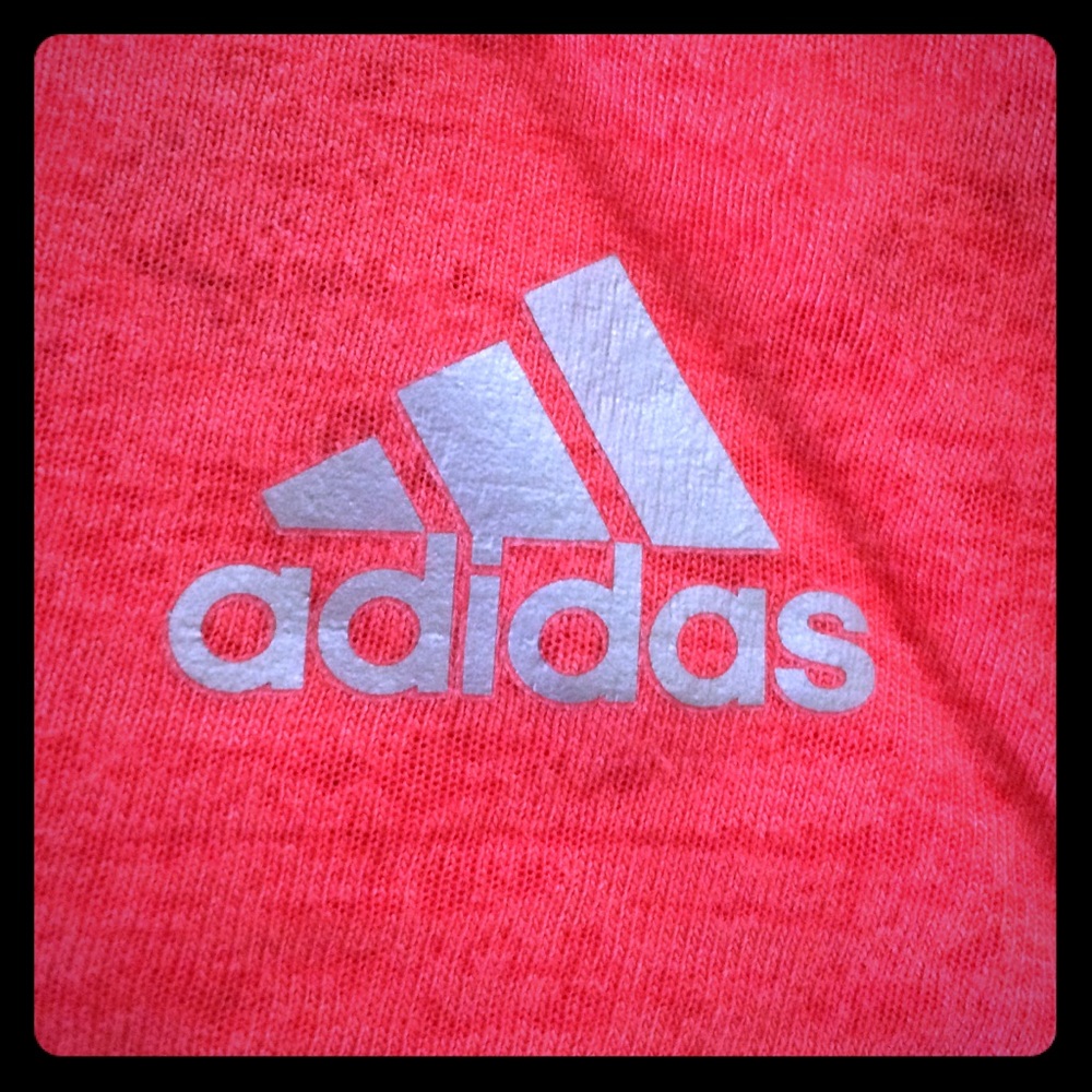 Adidas shorts sleeve T-shirt