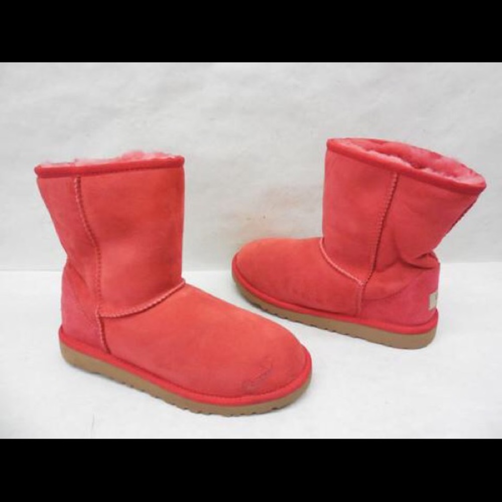 UGG Australia 5251 Cherry Classic Short Boots 5