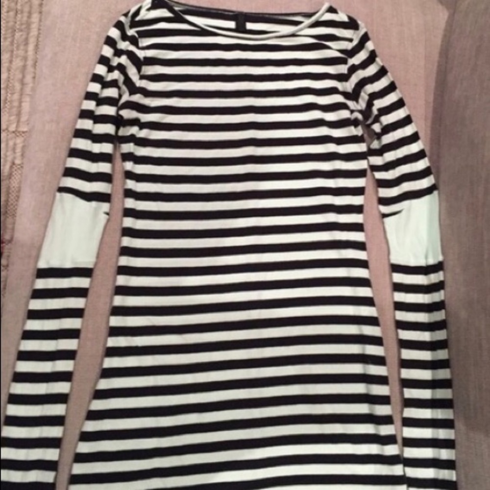 Lululemon top