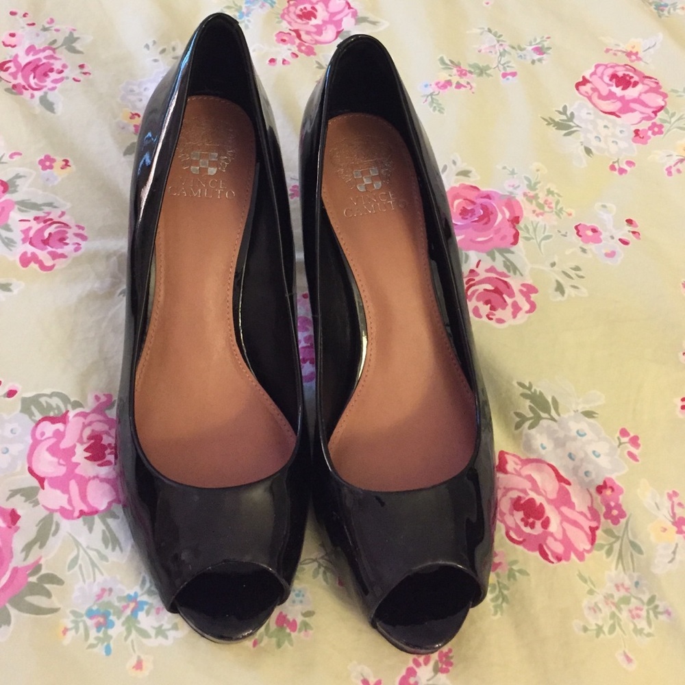 Peep toe black heels