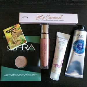 Make up kit