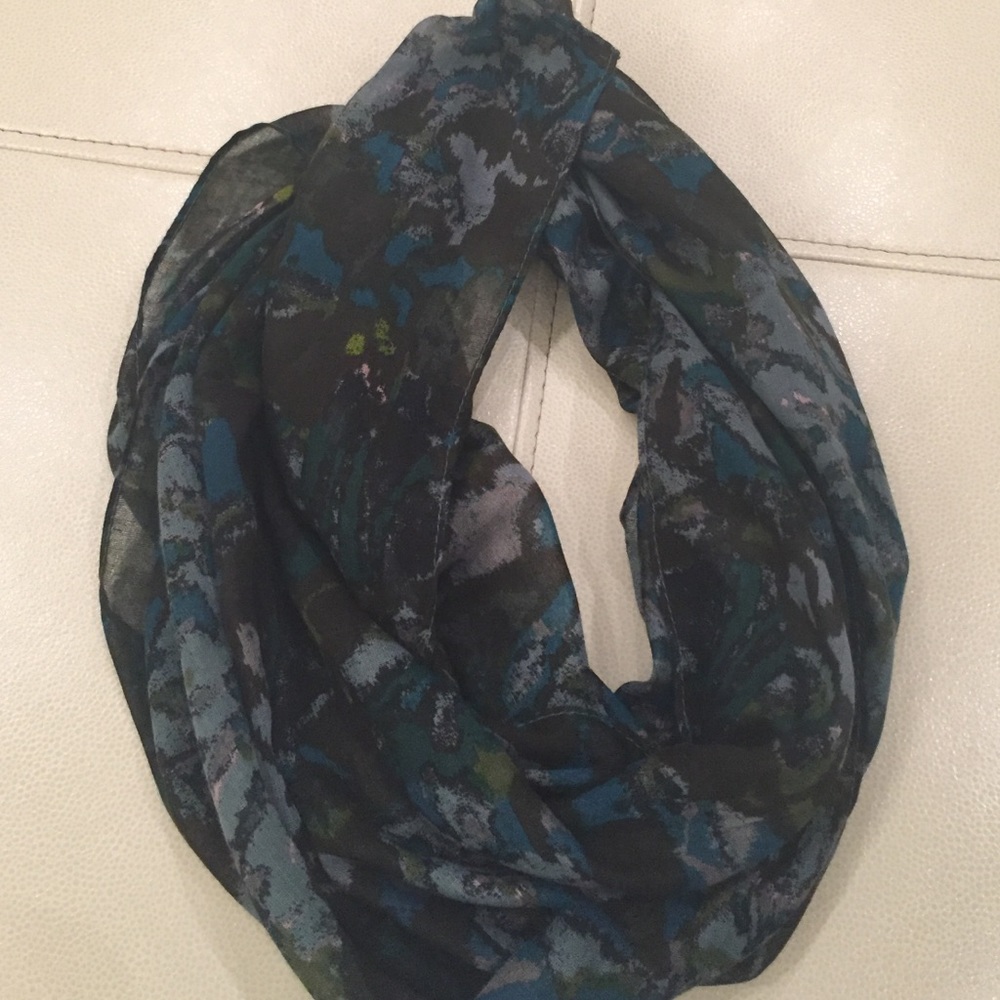 Lightweight infinity scarf from J. Jill