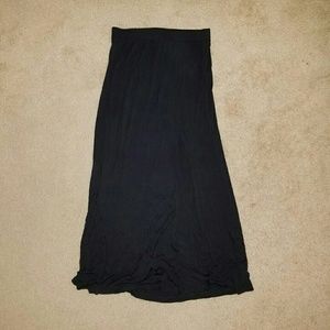*PRICE FIRM* Maxi skirt with slit at thigh