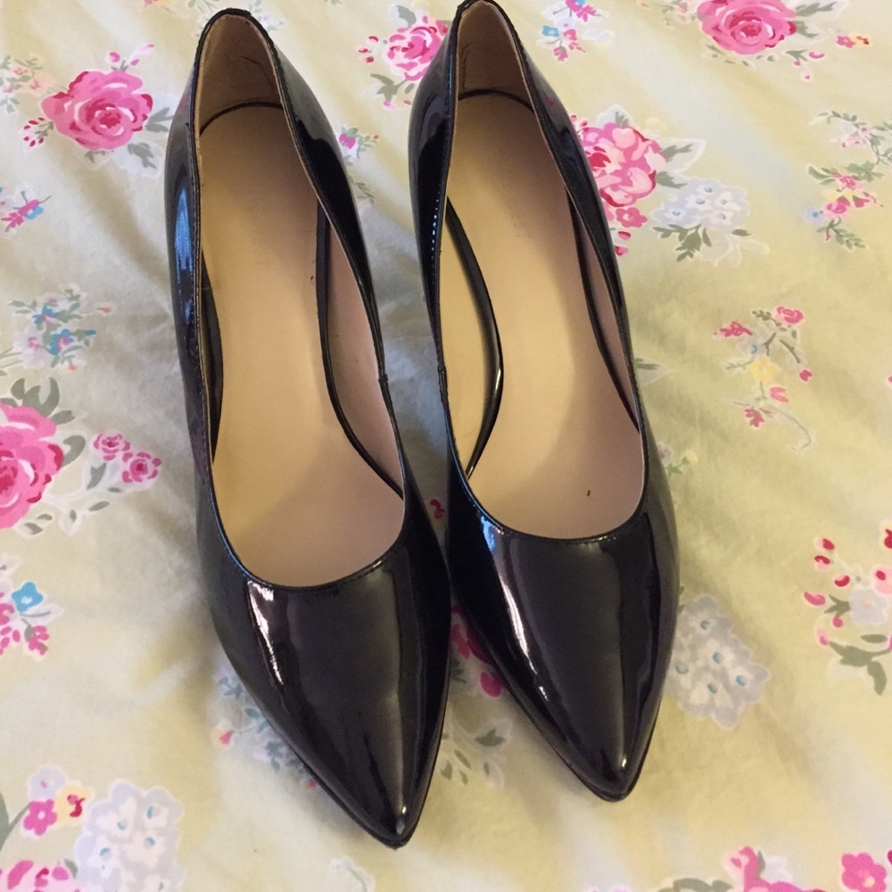 Black heels