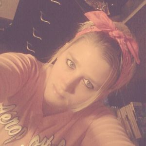 Meet your Posher, Deanna