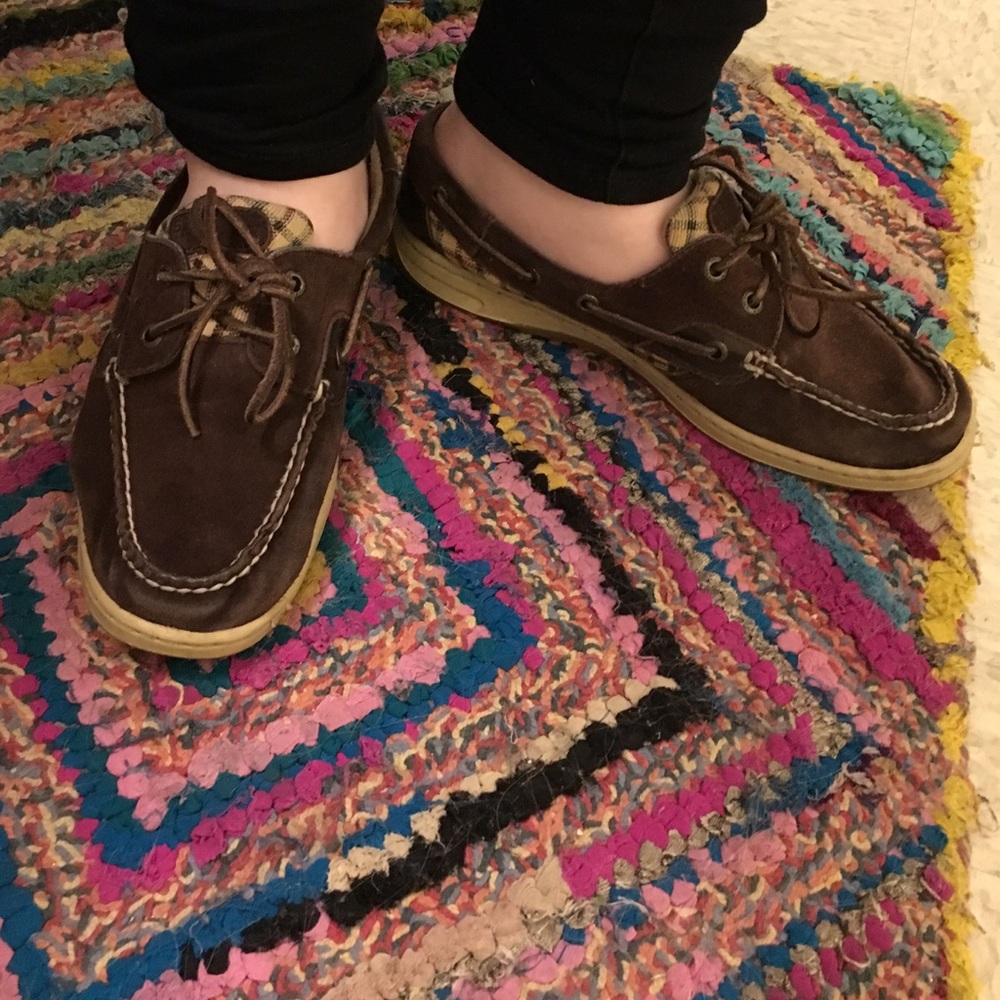 Women's suede Sperry Top-sider shoes