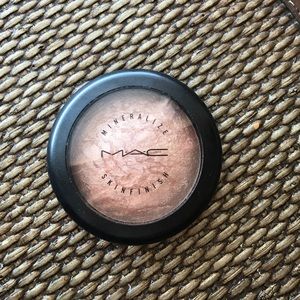 Mac Soft and Gentle Mineralize Skinfinish