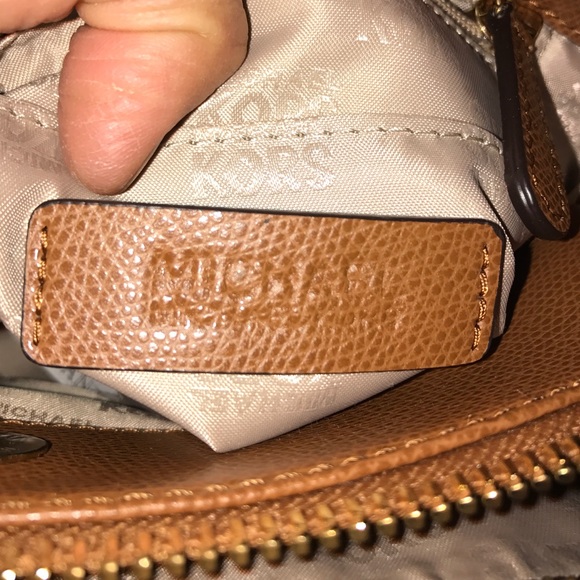 Michael Kors Brown Medium Crossbody Handbag - Picture 4 of 4
