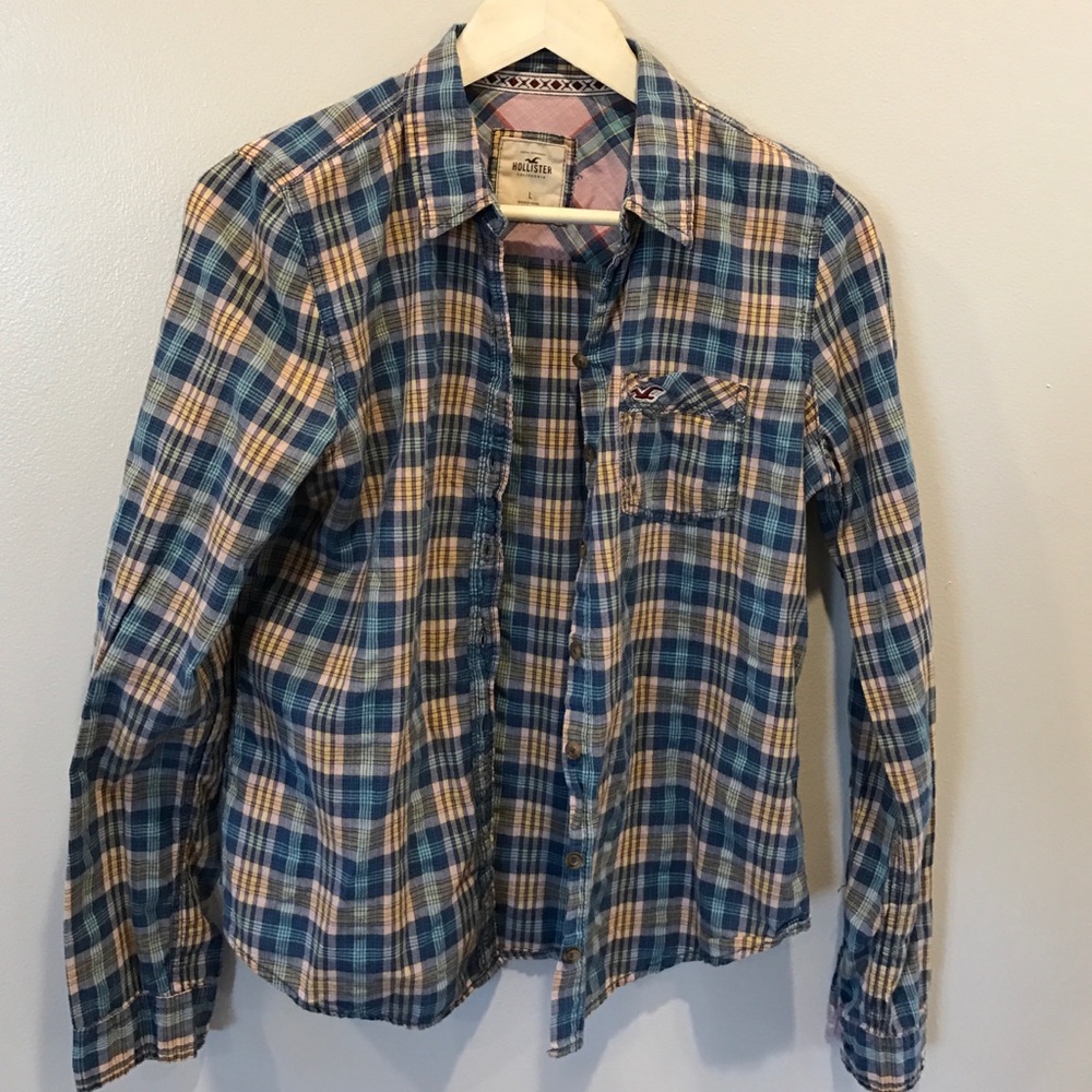 Hollister long-sleeve size lg blue plaid shirt