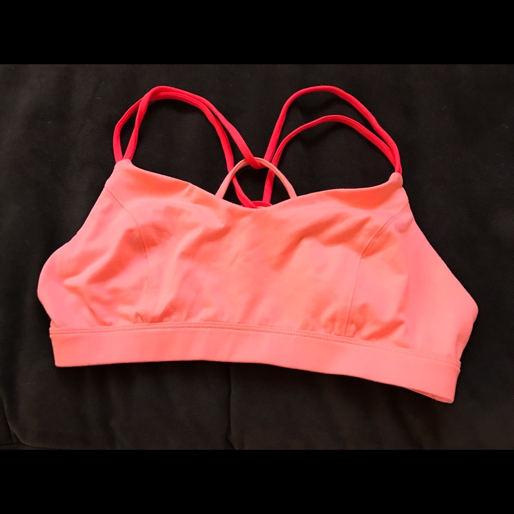 Old Navy Go-Dry Strappy Sports Bra