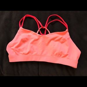 Old Navy Go-Dry Strappy Sports Bra
