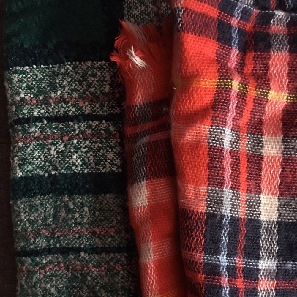 Aerie Blanket Scarf Bundle