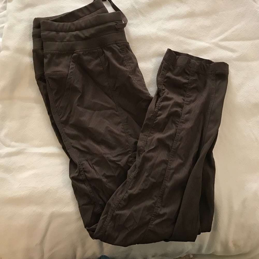 Lululemon pants