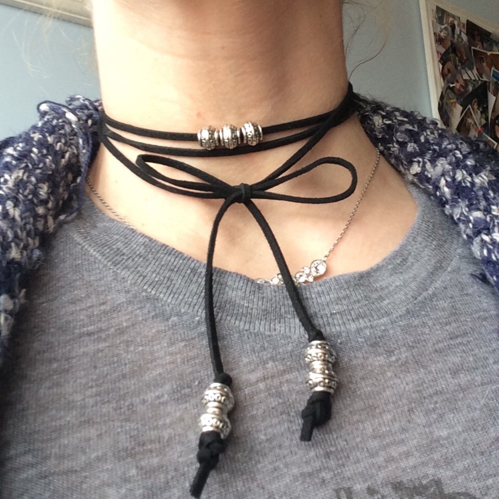 ⚡️⚡️Trendy long wrap / bow / bolo leather choker