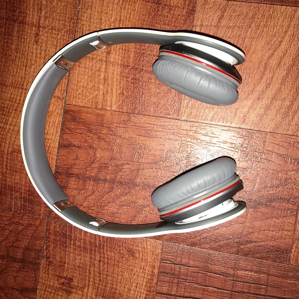 Beats by DR Dre solo 1