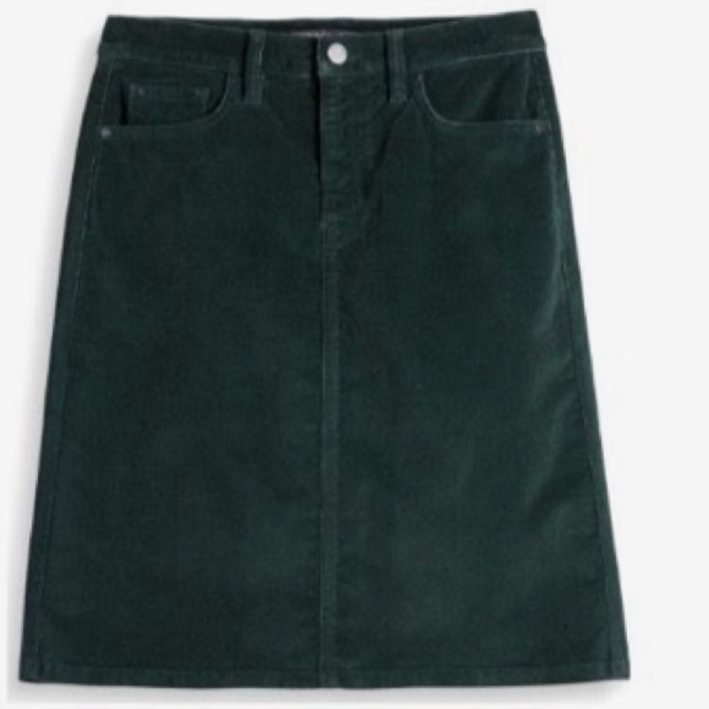 😍 Cute! High waisted dark green skirt NWT!💖