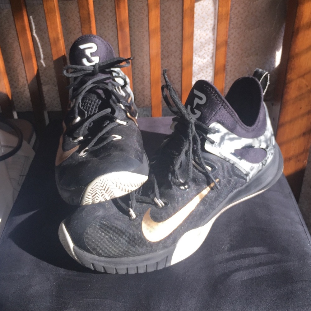 Nike shoes