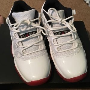 Air Jordan Cherry Low 11s GS