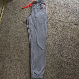 Brand new xersion cross training pants size Small