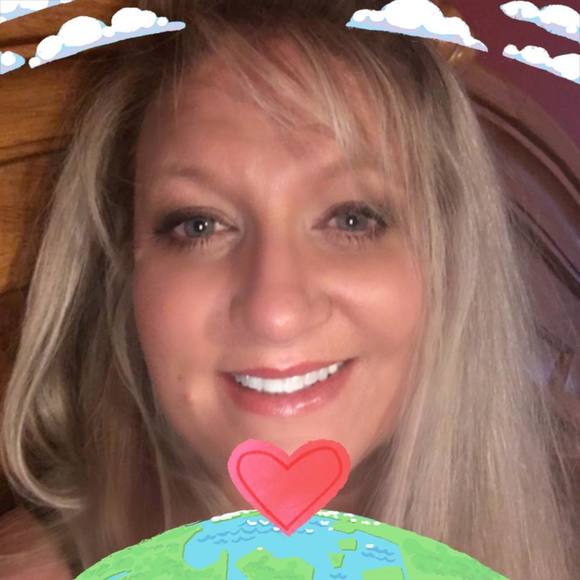 Meet your Posher, Theresa - Picture 1 of 1