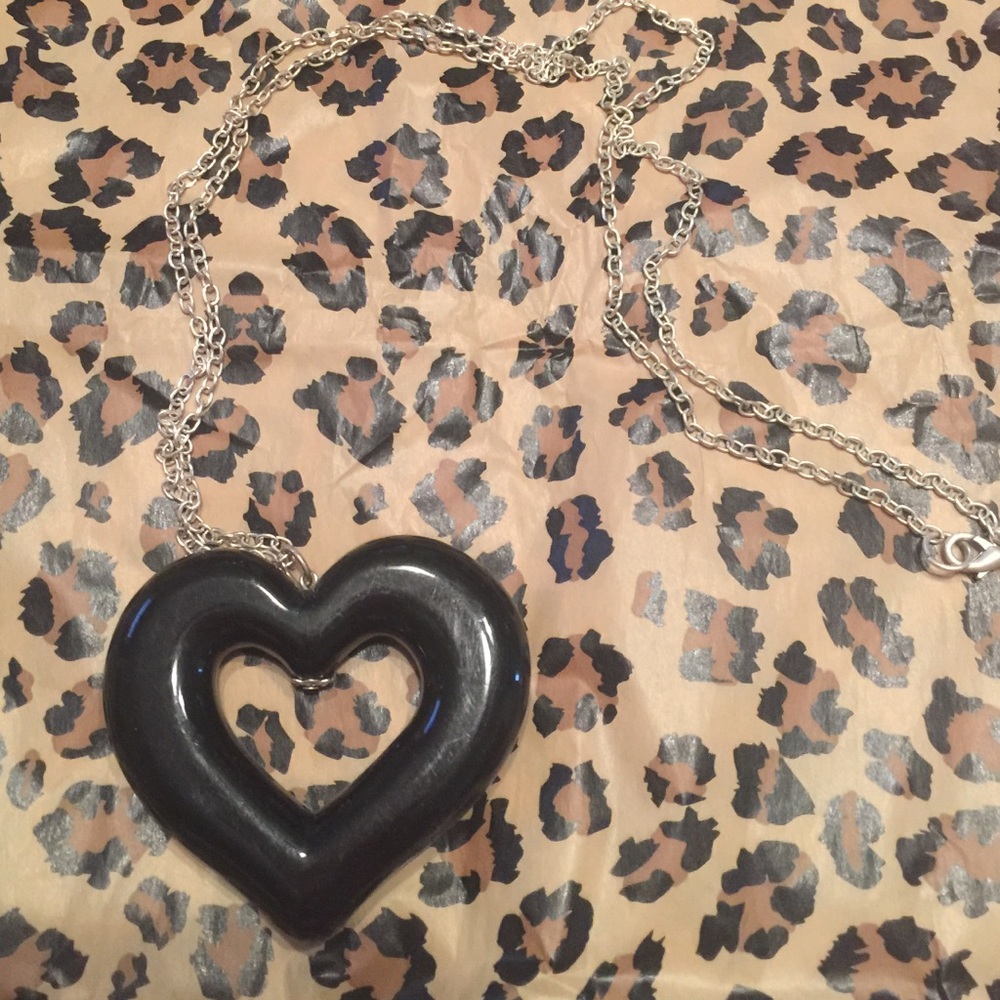 Plastic heart, long chain