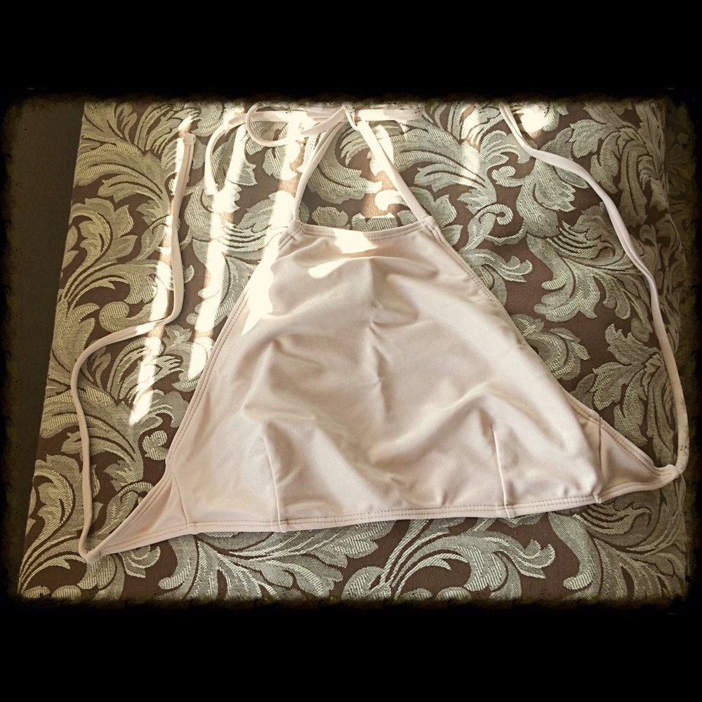 Adorable Shimmery Halter Swim Top🌿 - Picture 2 of 3