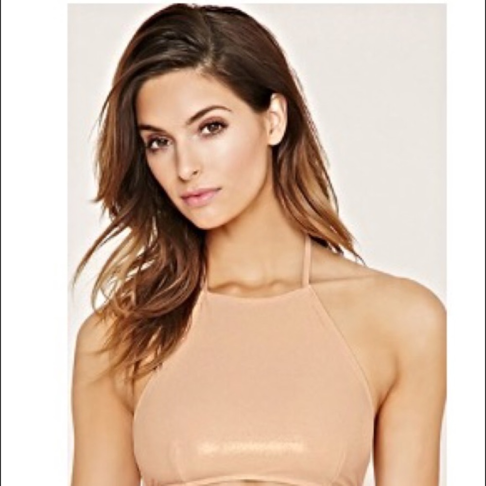 Adorable Shimmery Halter Swim Top🌿