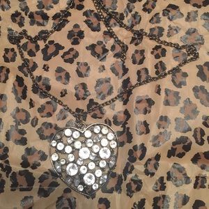 Stone heart shaped necklace