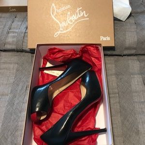 Christian Louboutin Very Prive