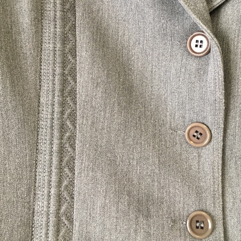 Jacket - Picture 2 of 4