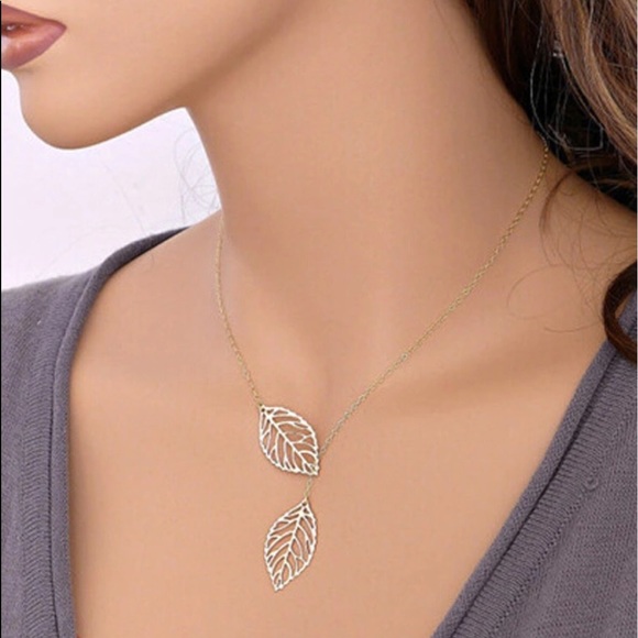 🍃Leaf necklace 🎁free with purchase above 15$ - Picture 8 of 8