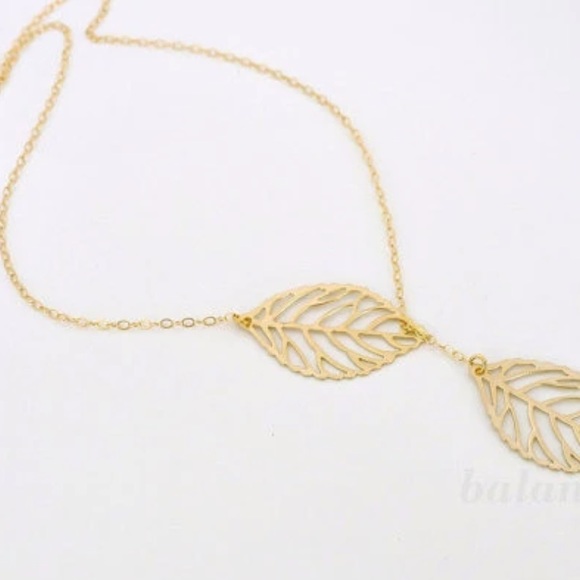🍃Leaf necklace 🎁free with purchase above 15$ - Picture 3 of 8