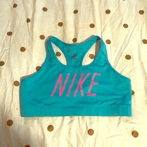 NWOT Nike Sports Bra