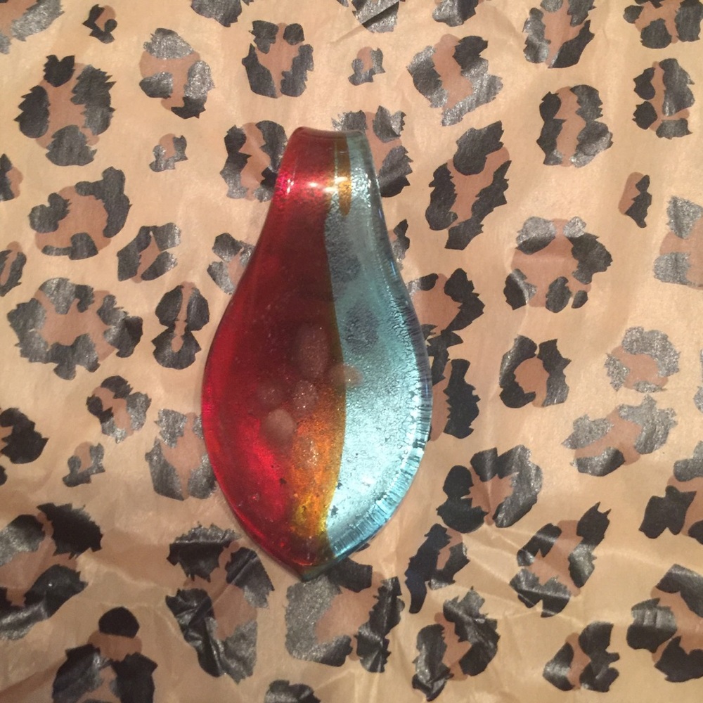 Pendant (NO CHAIN)