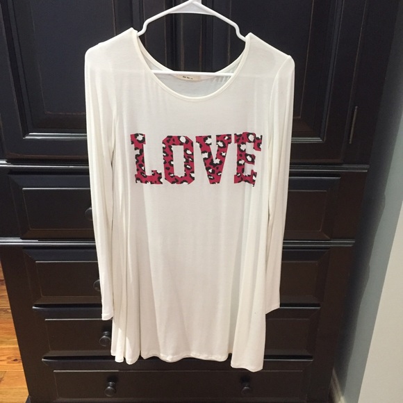 NWOT Love shirt - Picture 2 of 2