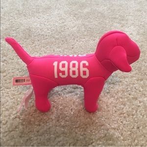 2 Victoria Secret Pink Dogs