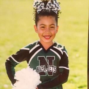 Meet your Posher, Isela