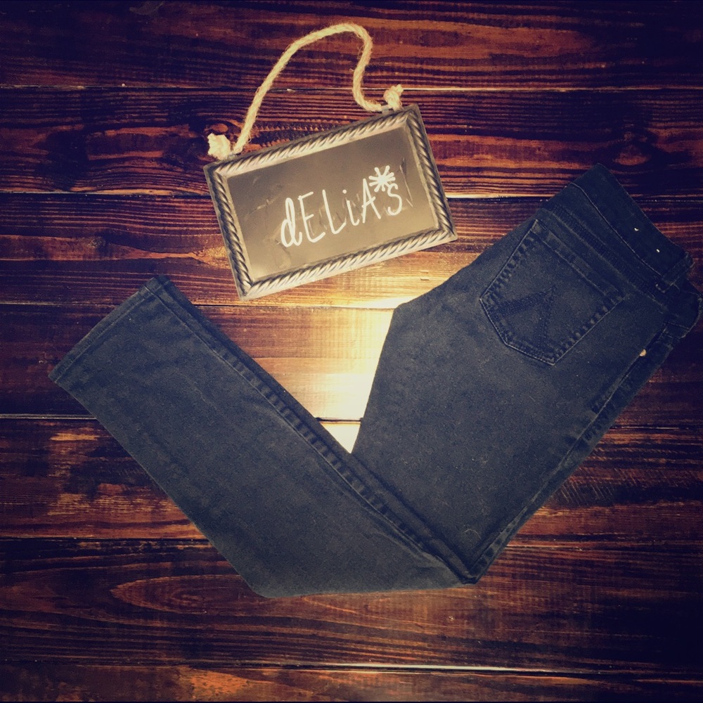 🖤REDUCED PRICE🖤 Delia's "Taylor" Skinny Jeans